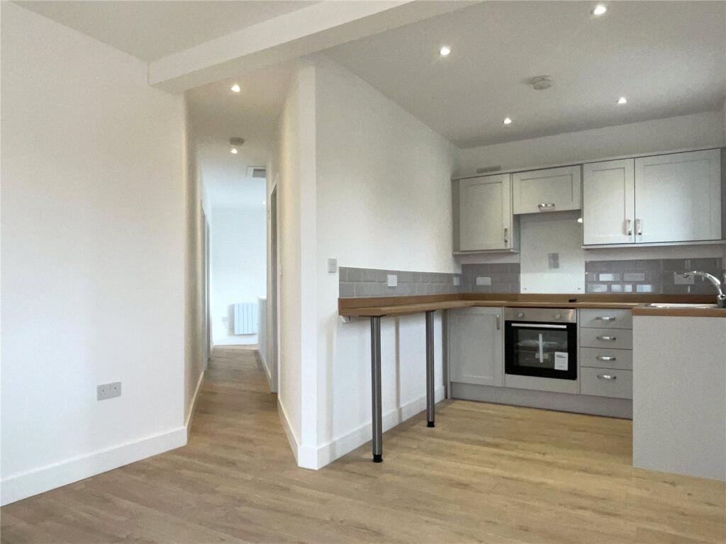 2 bed Apartment for rent in Gloucester. From CJ Hole - Hucclecote