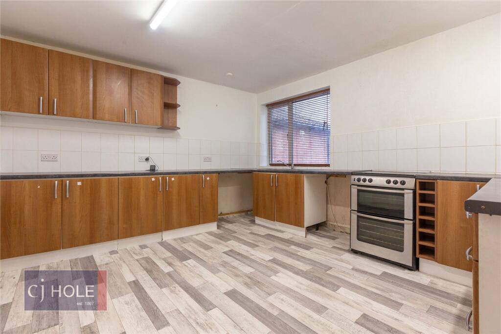 2 bed Apartment for rent in Frenchay. From CJ Hole - Kingswood