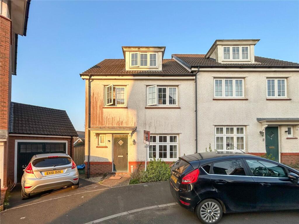 5 bed Semi Detached for rent in Bristol. From CJ Hole - Kingswood 5 bed Semi Detached for rent in Bristol. From CJ Hole - Kingswood