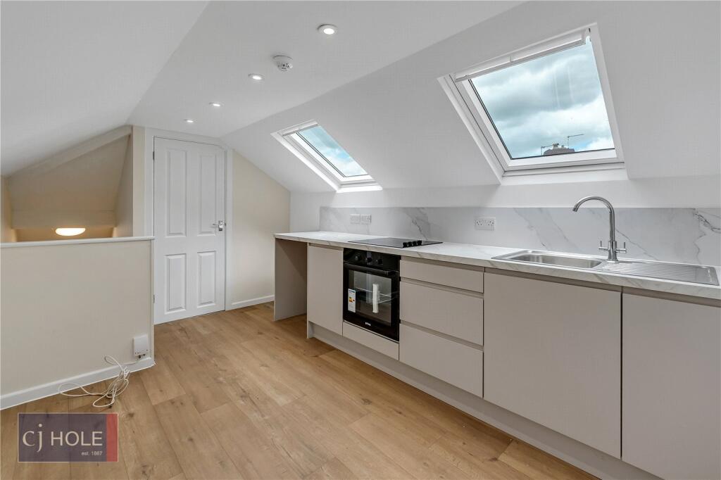 2 bed Apartment for rent in Two Mile Hill. From CJ Hole - Kingswood 2 bed Apartment for rent in Two Mile Hill. From CJ Hole - Kingswood