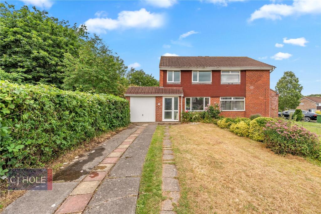 3 bed Semi Detached for rent in Warmley. From CJ Hole - Kingswood