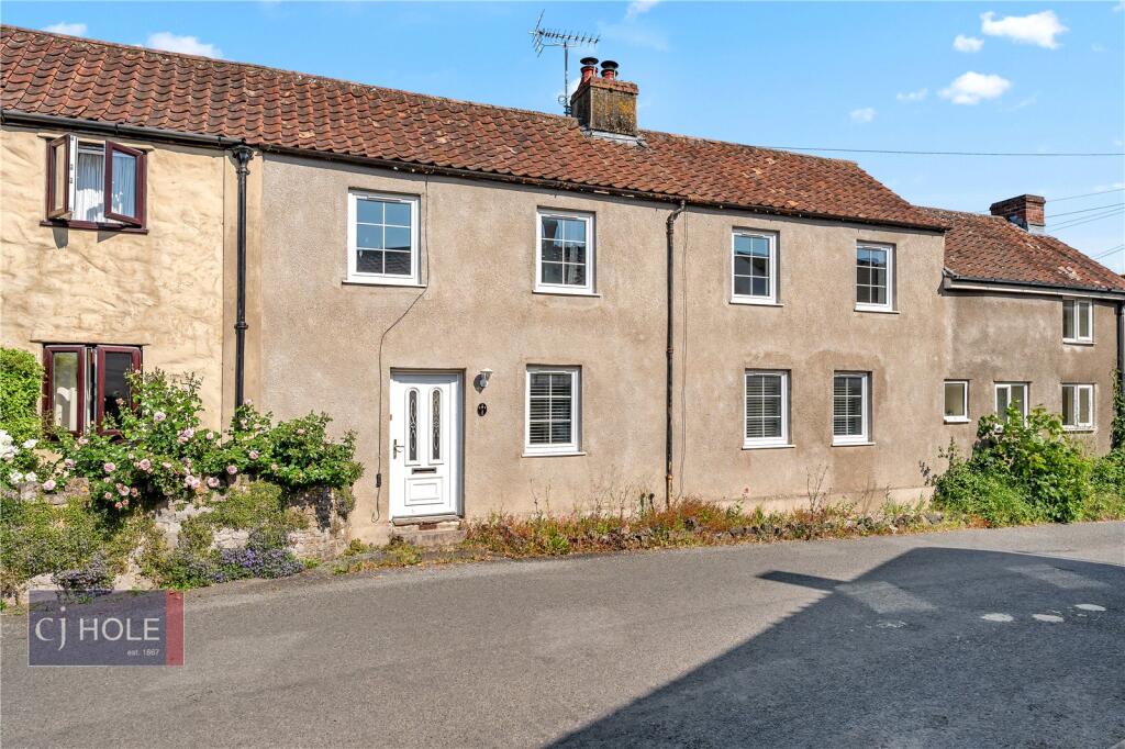 2 bed Mid Terraced House for rent in Tockington. From CJ Hole - Kingswood 2 bed Mid Terraced House for rent in Tockington. From CJ Hole - Kingswood