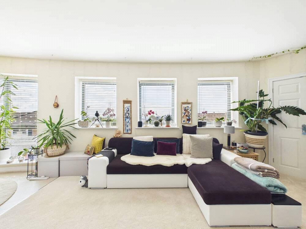 1 bed Apartment for rent in Bristol. From CJ Hole - Kingswood