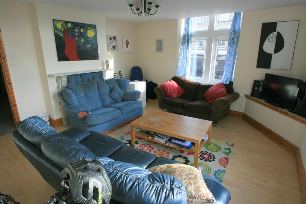 2 bed Apartment for rent in Bristol. From CJ Hole - Southville