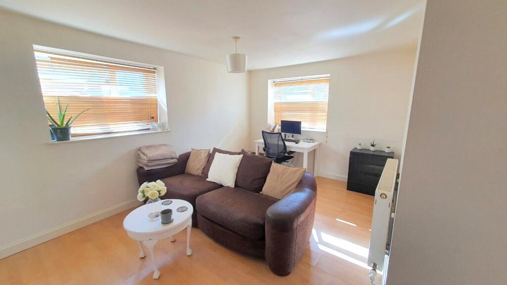 2 bed Apartment for rent in Bristol. From CJ Hole - Southville 2 bed Apartment for rent in Bristol. From CJ Hole - Southville