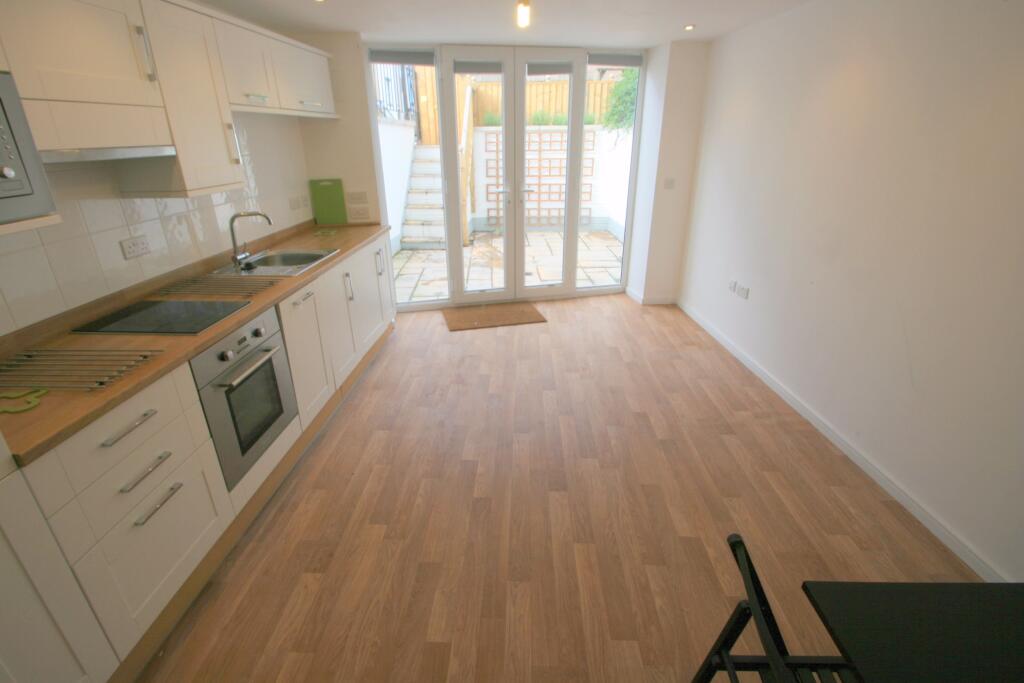 1 bed Apartment for rent in Bristol. From CJ Hole - Southville 1 bed Apartment for rent in Bristol. From CJ Hole - Southville