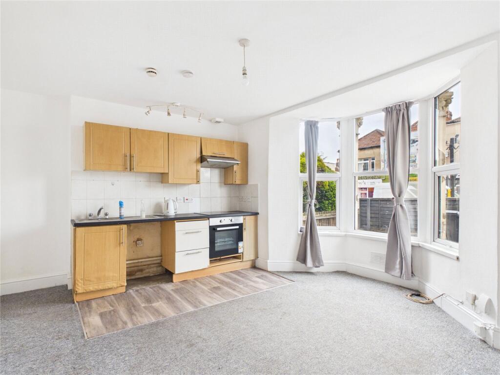 1 bed Not Specified for rent in Hillfields. From CJ Hole - Southville