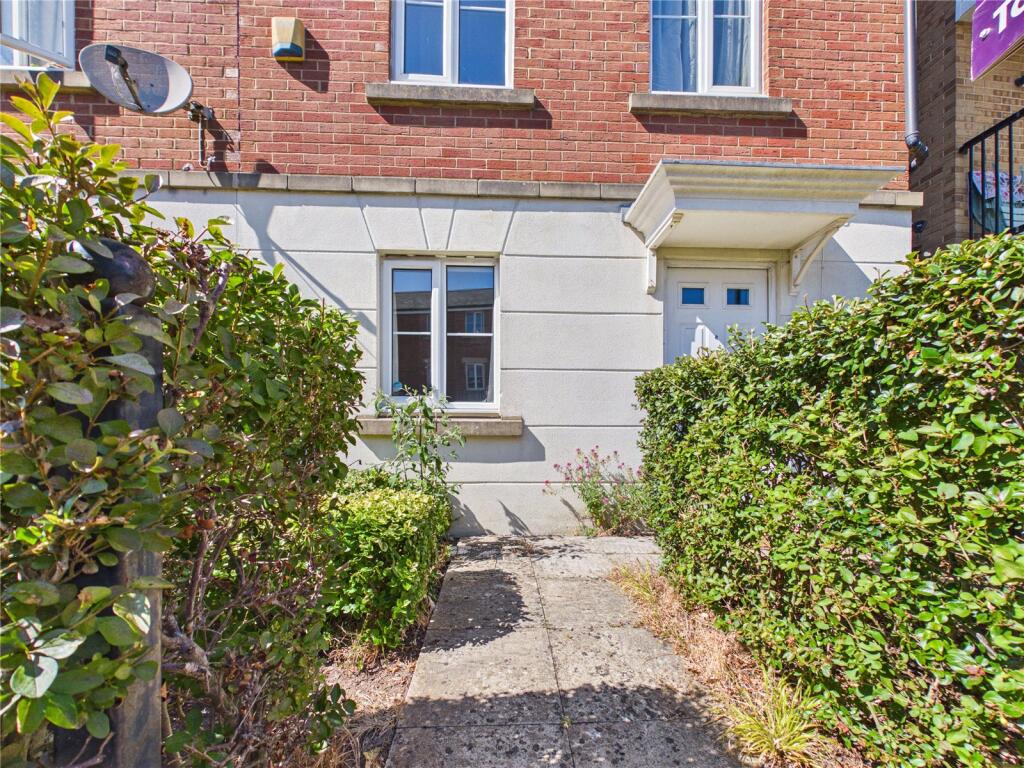 4 bed Detached for rent in Bristol. From CJ Hole - Southville 4 bed Detached for rent in Bristol. From CJ Hole - Southville