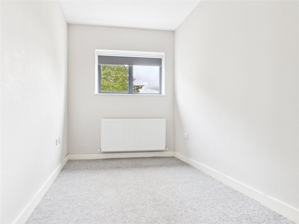2 bed Apartment for rent in Ashton Vale. From CJ Hole - Southville