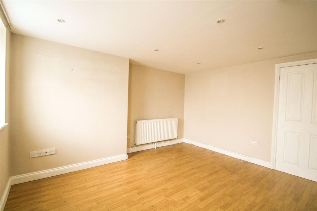 2 bed Apartment for rent in Bower Ashton. From CJ Hole - Southville