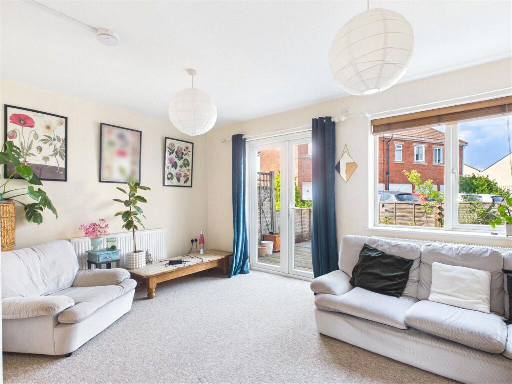 3 bed Detached for rent in Bristol. From CJ Hole - Southville 3 bed Detached for rent in Bristol. From CJ Hole - Southville
