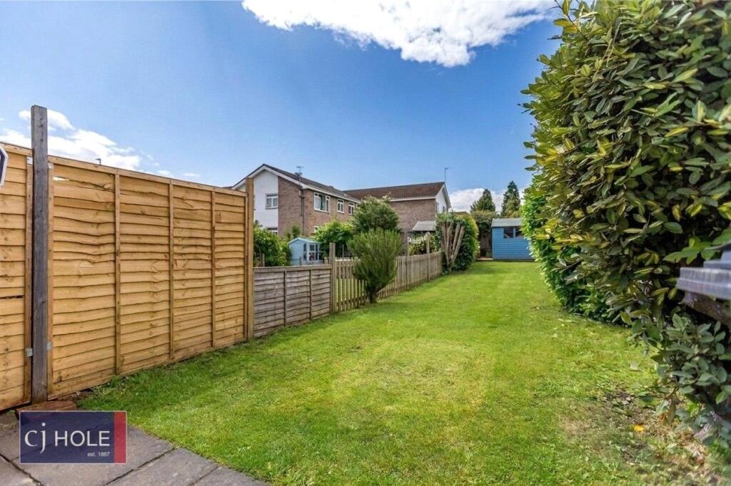 2 bed Mid Terraced House for rent in Bristol. From CJ Hole - Westbury On Trym 2 bed Mid Terraced House for rent in Bristol. From CJ Hole - Westbury On Trym