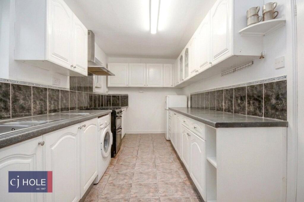 3 bed Semi Detached for rent in Bristol. From CJ Hole - Westbury On Trym 3 bed Semi Detached for rent in Bristol. From CJ Hole - Westbury On Trym