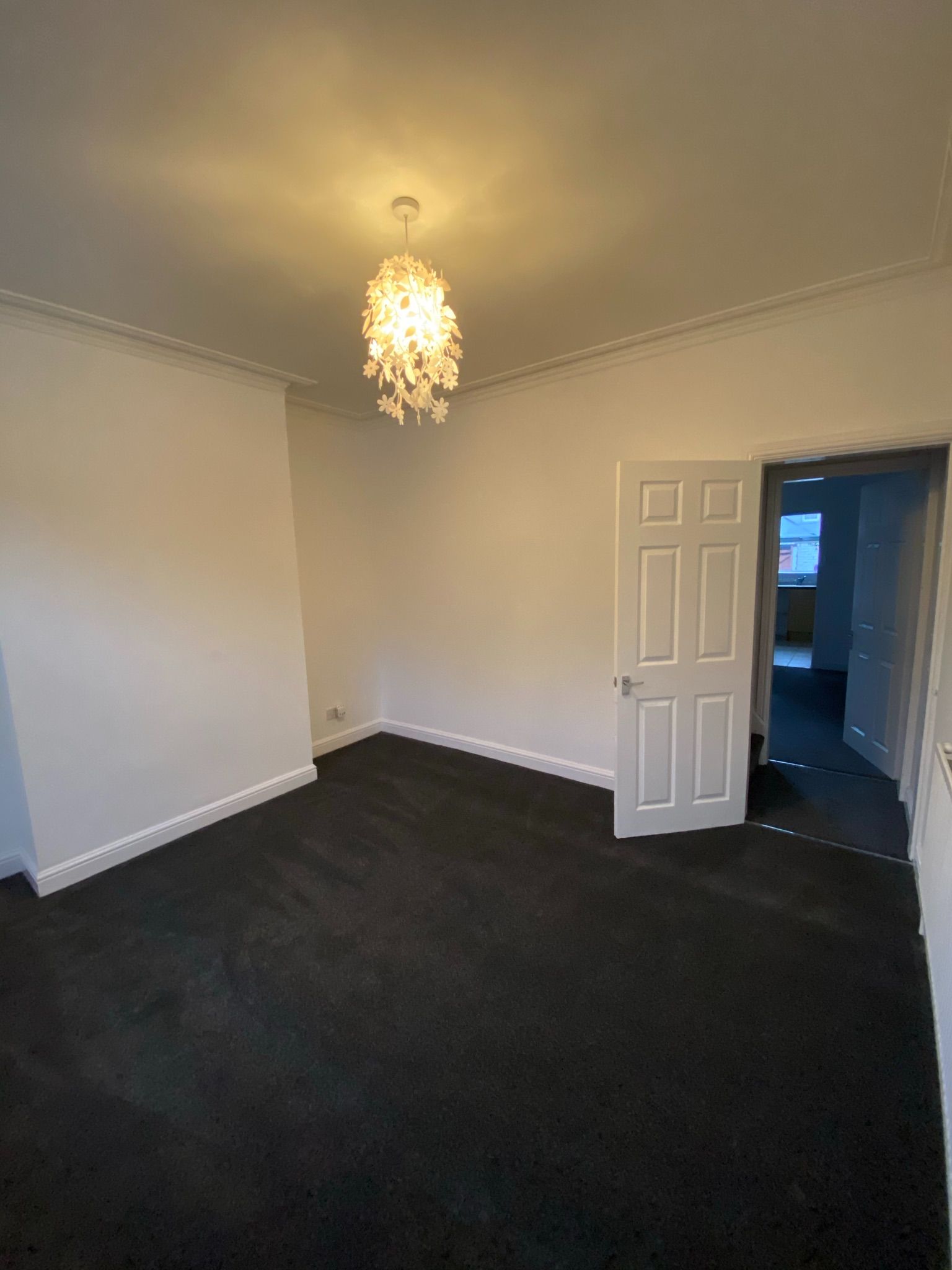 2 bed Mid Terraced House for rent in Doncaster. From 247 Property Services Ltd