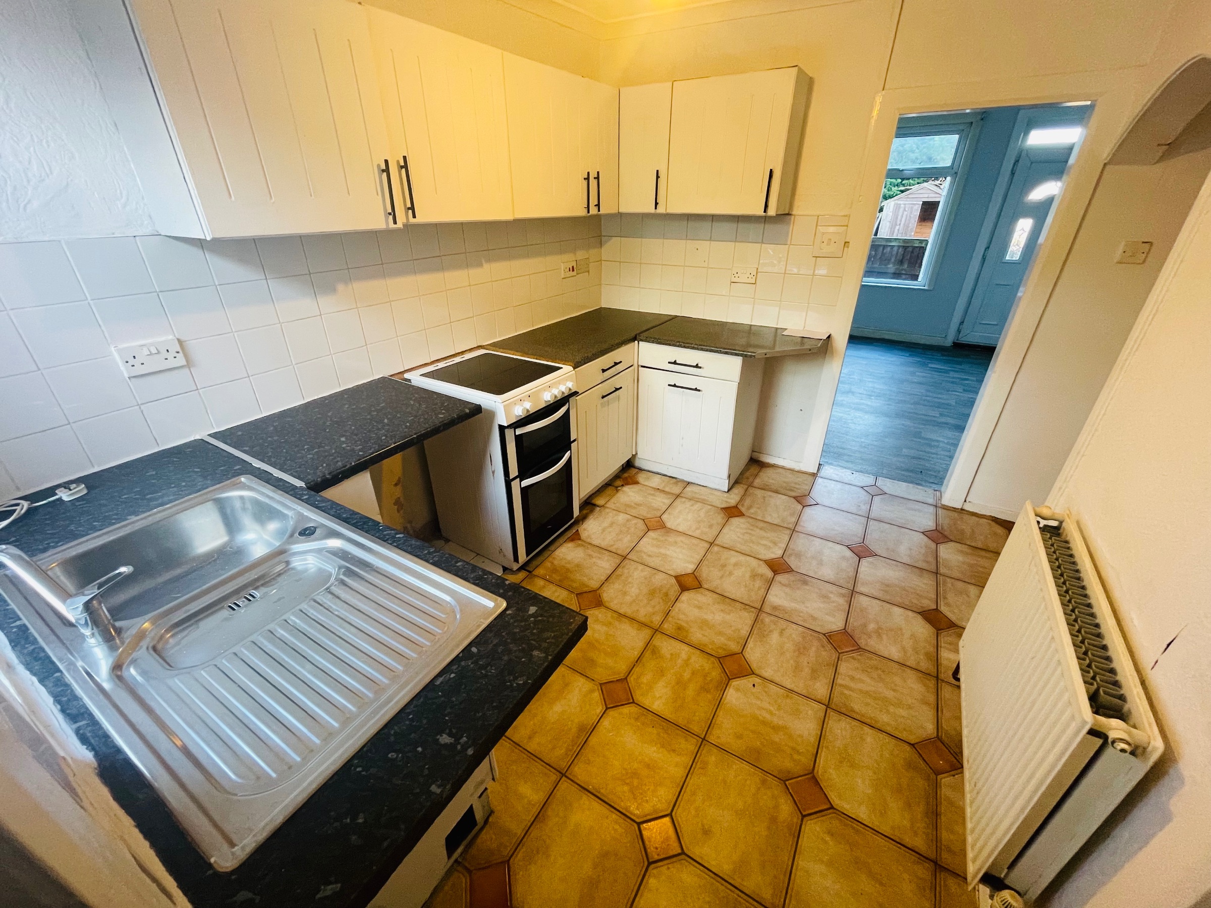 2 bed Mid Terraced House for rent in Doncaster. From 247 Property Services Ltd