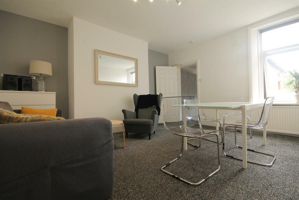 6 bed Annexe for rent in Newcastle upon Tyne. From Walton Robinson Property Consultants Ltd