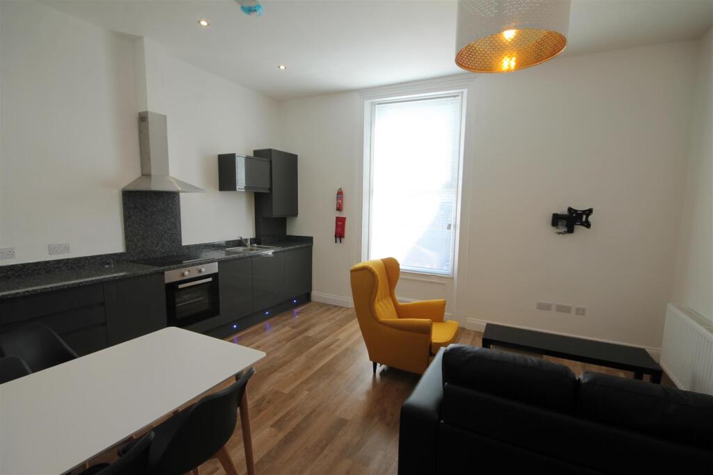 2 bed Apartment for rent in Newcastle upon Tyne. From Walton Robinson Property Consultants Ltd