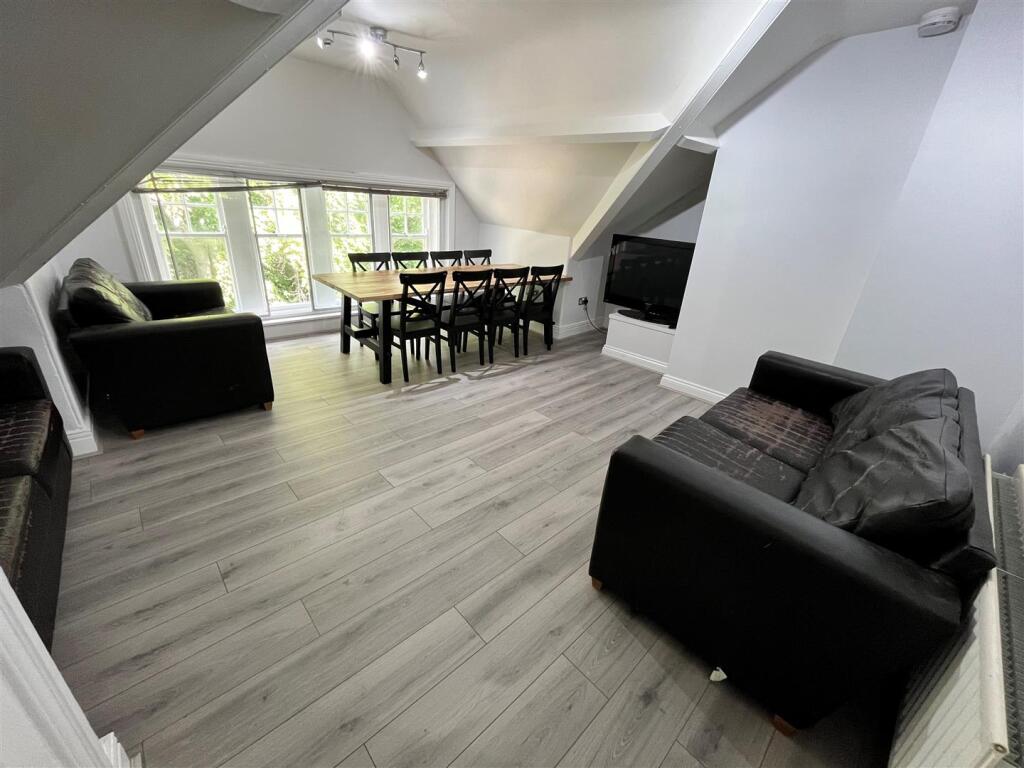 7 bed House Share for rent in Newcastle upon Tyne. From Walton Robinson Property Consultants Ltd 7 bed House Share for rent in Newcastle upon Tyne. From Walton Robinson Property Consultants Ltd