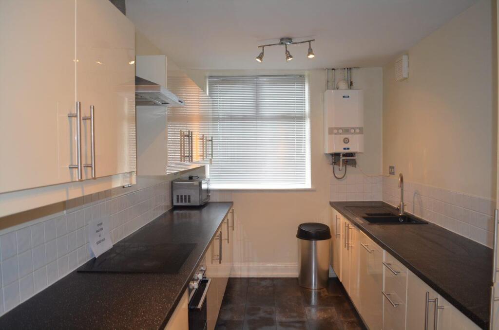 6 bed Apartment for rent in Newcastle upon Tyne. From Walton Robinson Property Consultants Ltd