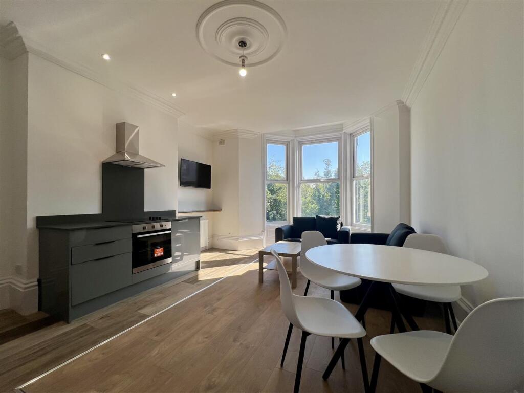 3 bed Apartment for rent in Newcastle upon Tyne. From Walton Robinson Property Consultants Ltd