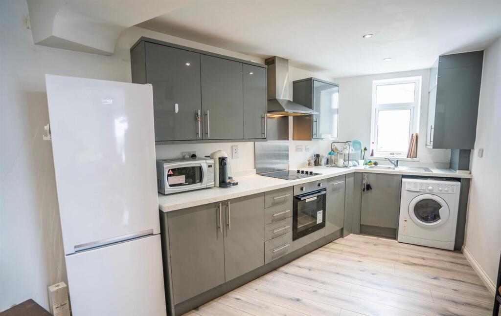 2 bed Annexe for rent in Newcastle upon Tyne. From Walton Robinson Property Consultants Ltd