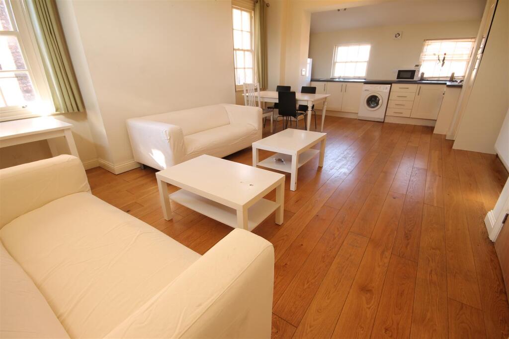 2 bed Apartment for rent in Newcastle upon Tyne. From Walton Robinson Property Consultants Ltd