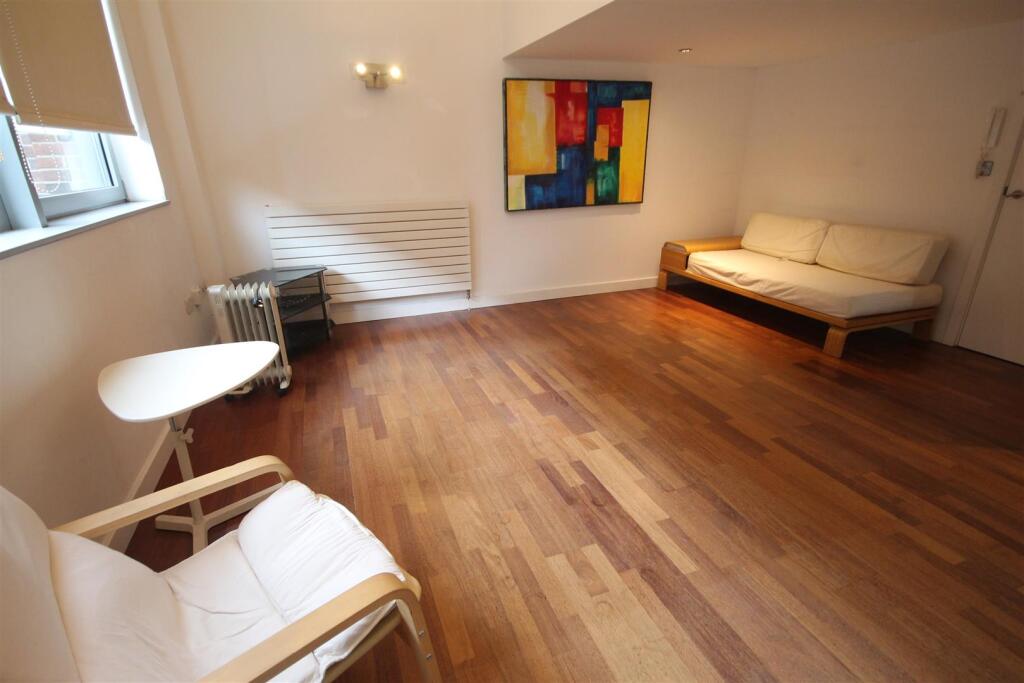 1 bed Apartment for rent in Newcastle upon Tyne. From Walton Robinson Property Consultants Ltd