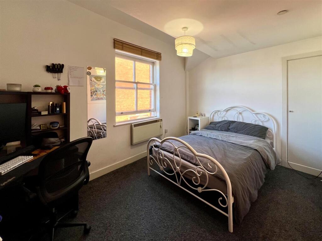 4 bed Apartment for rent in Newcastle upon Tyne. From Walton Robinson Property Consultants Ltd