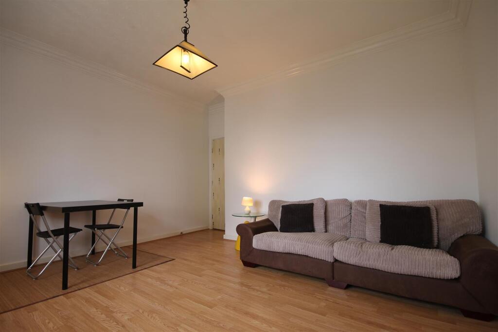 1 bed Apartment for rent in Newcastle upon Tyne. From Walton Robinson Property Consultants Ltd