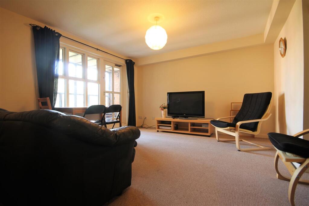 2 bed Apartment for rent in Newcastle upon Tyne. From Walton Robinson Property Consultants Ltd