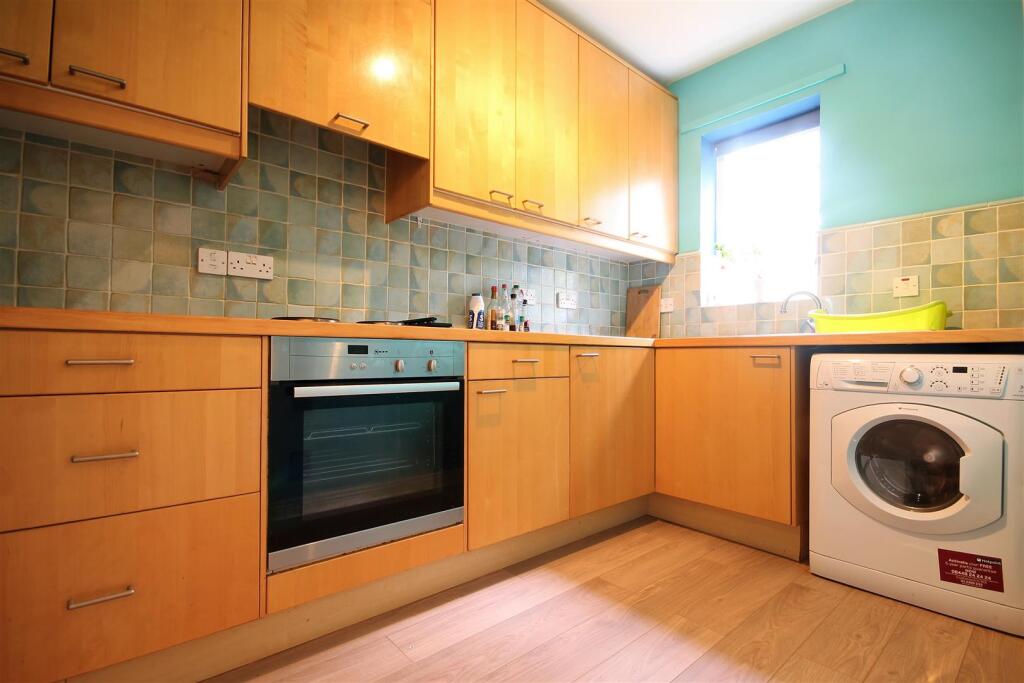 2 bed Apartment for rent in Newcastle upon Tyne. From Walton Robinson Property Consultants Ltd