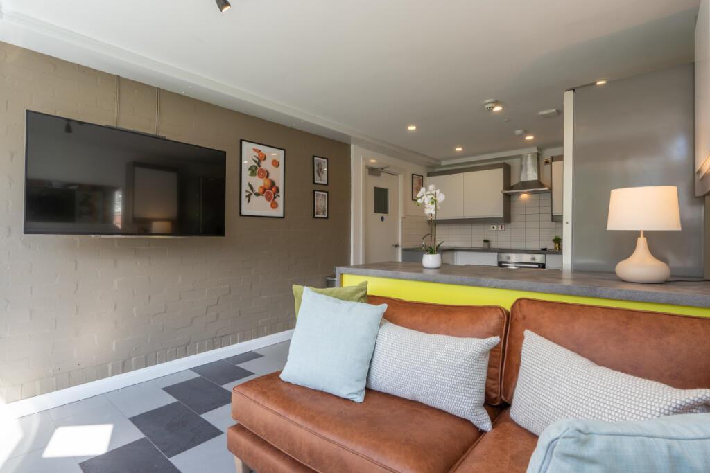 4 bed Apartment for rent in Newcastle upon Tyne. From Walton Robinson Property Consultants Ltd