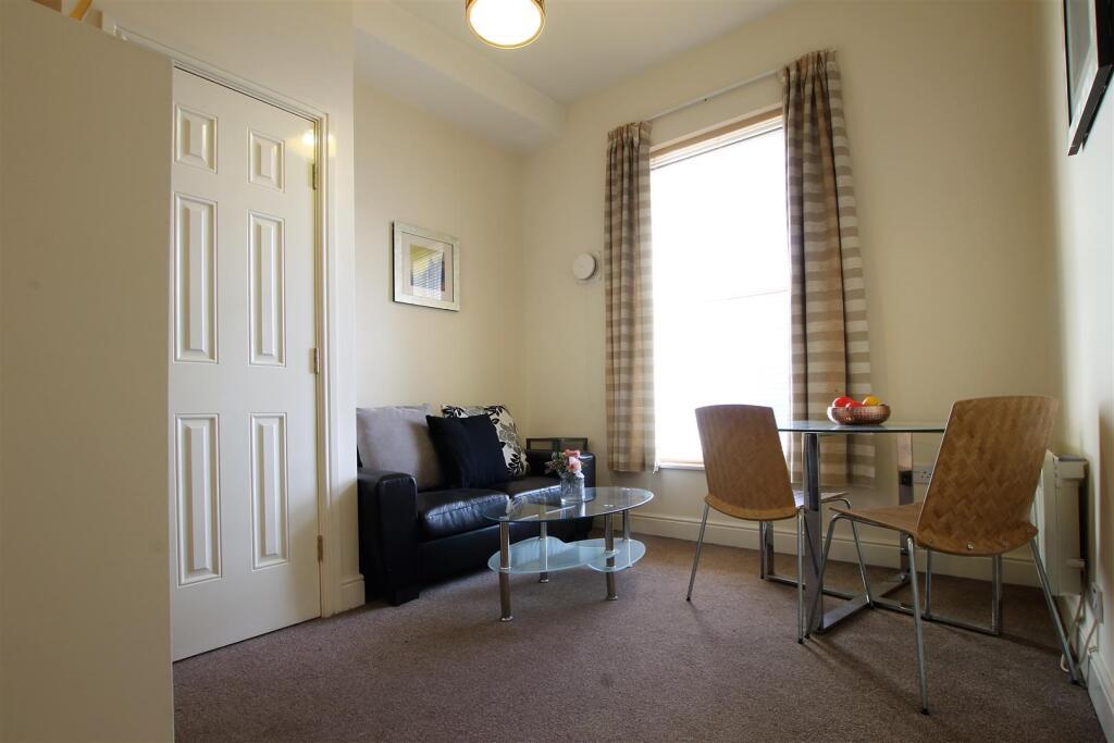 1 bed Apartment for rent in Newcastle upon Tyne. From Walton Robinson Property Consultants Ltd