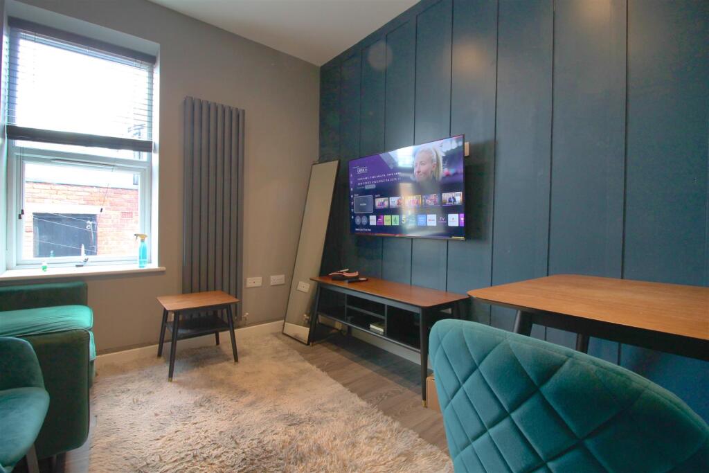1 bed 1st Floor Flat for rent in Newcastle upon Tyne. From Walton Robinson Property Consultants Ltd