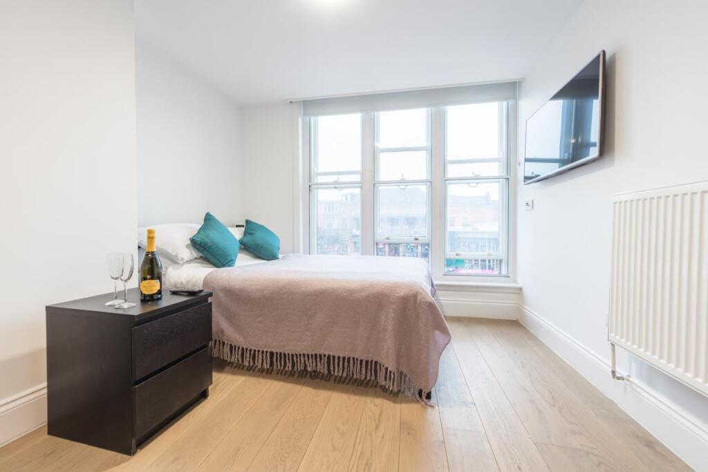 4 bed Studio for rent in Newcastle upon Tyne. From Walton Robinson Property Consultants Ltd 4 bed Studio for rent in Newcastle upon Tyne. From Walton Robinson Property Consultants Ltd