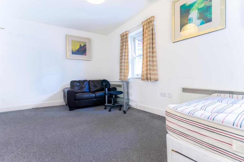 1 bed Studio for rent in Newcastle upon Tyne. From Walton Robinson Property Consultants Ltd 1 bed Studio for rent in Newcastle upon Tyne. From Walton Robinson Property Consultants Ltd
