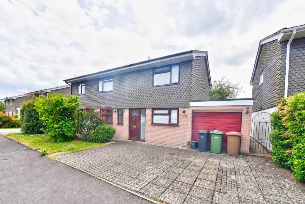 5 bed Detached for rent in Crowmarsh Gifford. From Tim Peers Estate Agents - Henley on Thames
