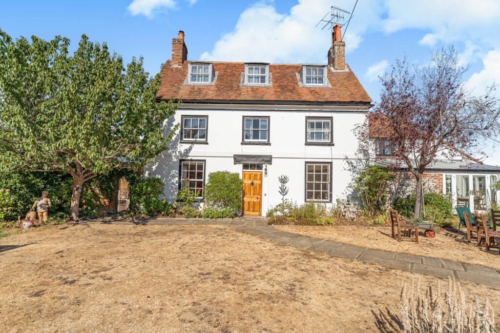 6 bed Detached for rent in Mill End. From Tim Peers Estate Agents - Henley on Thames
