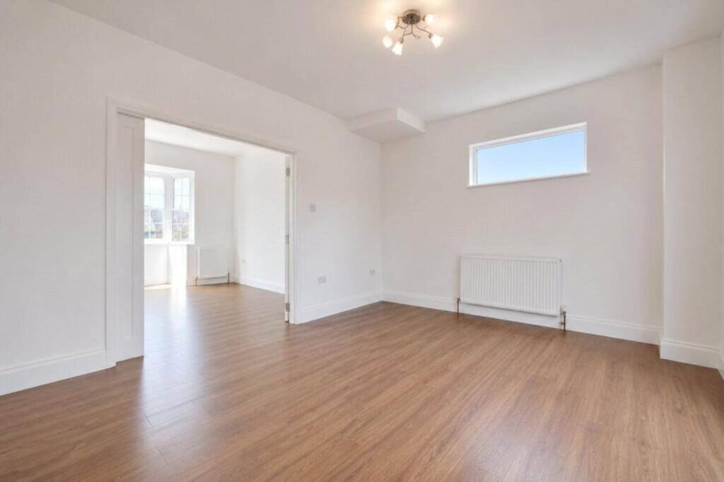 1 bed Apartment for rent in Henley-on-Thames. From Tim Peers Estate Agents - Henley on Thames 1 bed Apartment for rent in Henley-on-Thames. From Tim Peers Estate Agents - Henley on Thames