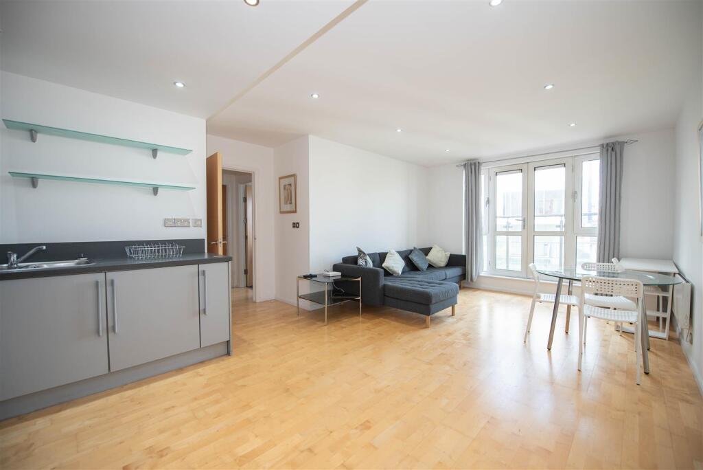 2 bed Apartment for rent in Nottingham. From DMW Property Services - Mapperley 2 bed Apartment for rent in Nottingham. From DMW Property Services - Mapperley