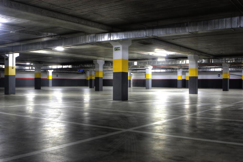 4 bed Car Parking for rent in Nottingham. From DMW Property Services - Mapperley