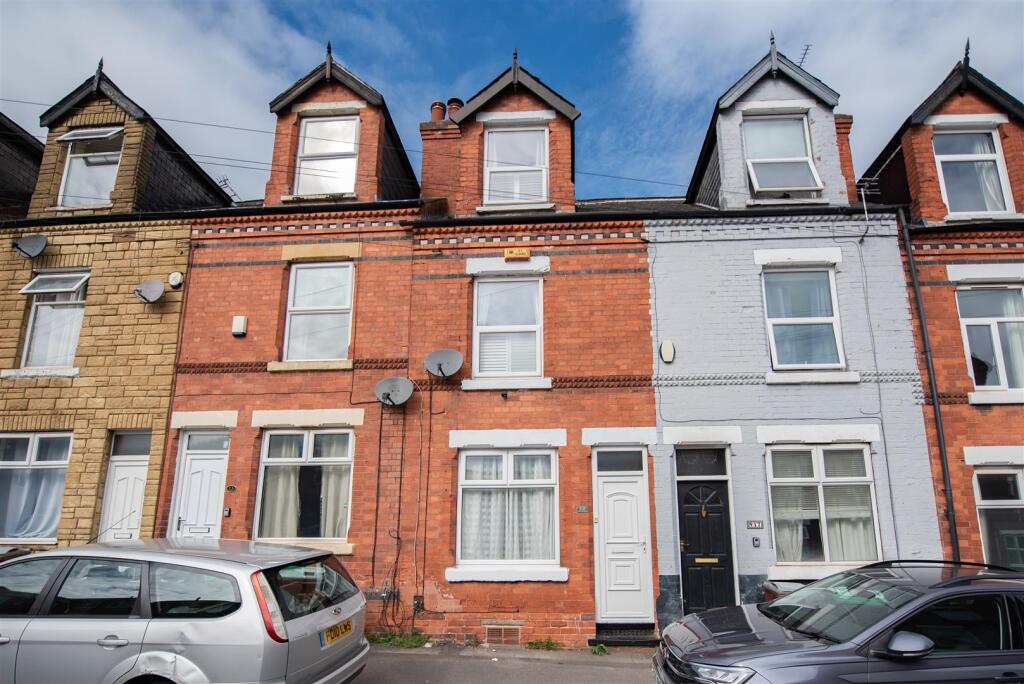 3 bed Mid Terraced House for rent in Nottingham. From DMW Property Services - Mapperley 3 bed Mid Terraced House for rent in Nottingham. From DMW Property Services - Mapperley