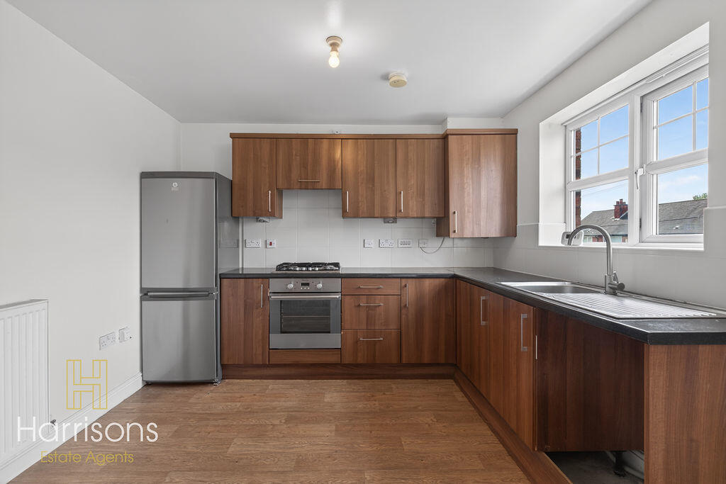 2 bed 1st Floor Flat for rent in Farnworth. From Harrisons Estate Agents - Bolton