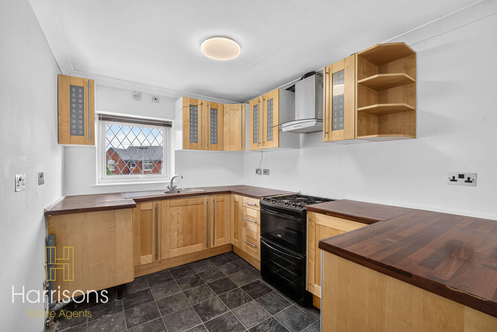 2 bed Apartment for rent in Crankwood. From Harrisons Estate Agents - Bolton