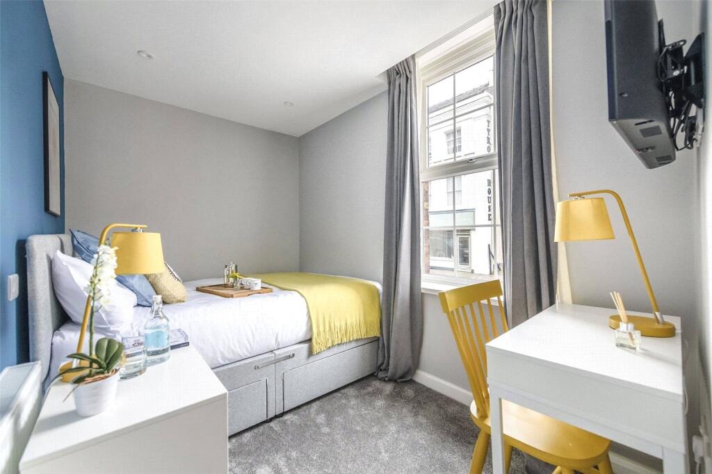 1 bed Mid Terraced House for rent in Telford. From Coleman Estates - Wellington