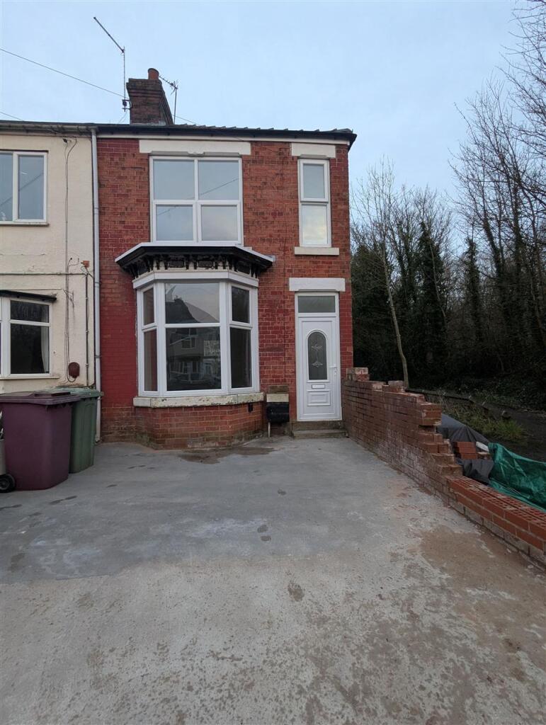 3 bed End of Terrace for rent in Chesterfield. From Freckleton Brown - Eastwood 3 bed End of Terrace for rent in Chesterfield. From Freckleton Brown - Eastwood