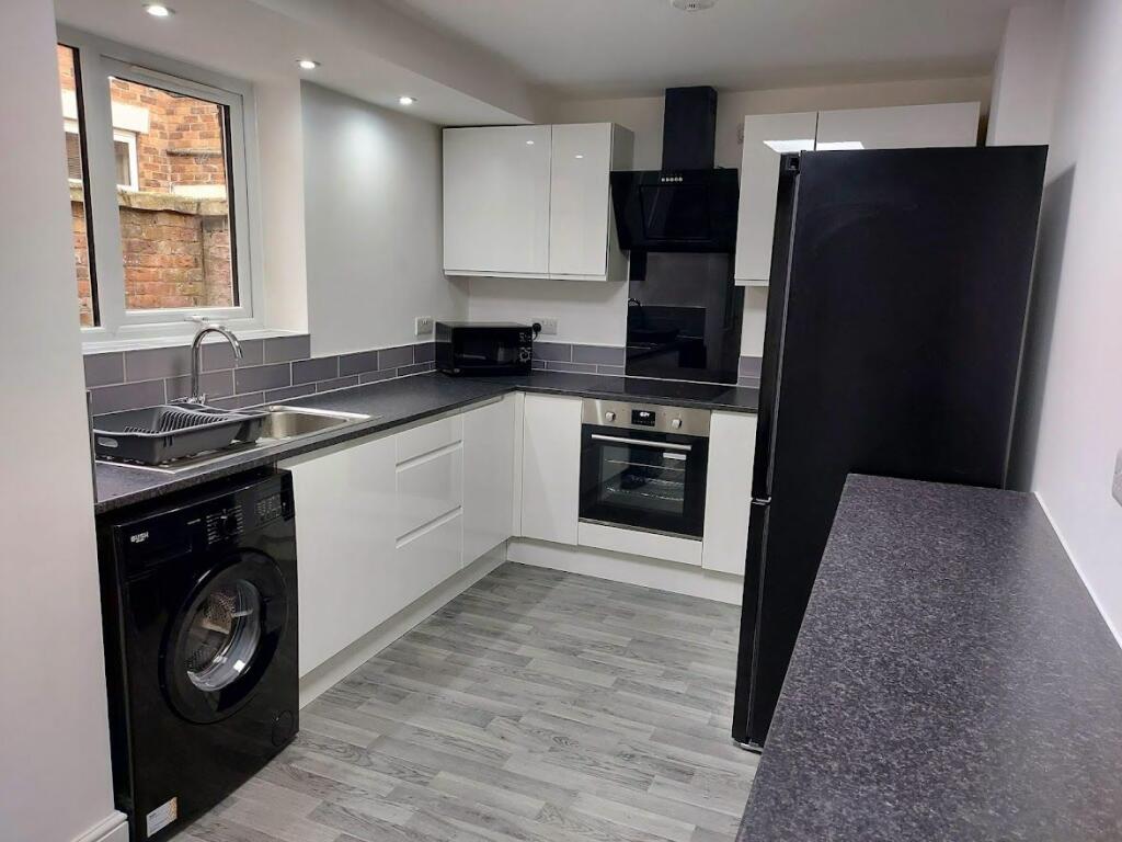 3 bed Mid Terraced House for rent in Preston. From North West Homes - Preston