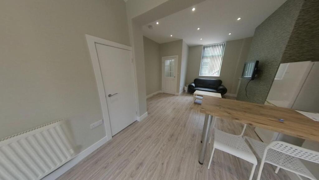 2 bed Mid Terraced House for rent in Preston. From North West Homes - Preston
