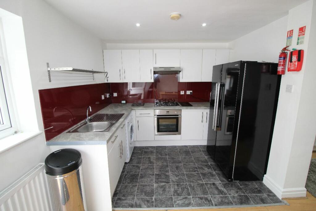 4 bed Mid Terraced House for rent in Fulwood. From North West Homes - Preston