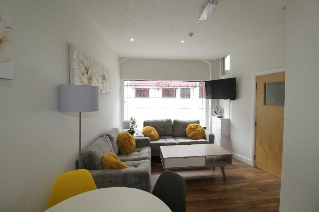 4 bed Mid Terraced House for rent in Preston. From North West Homes - Preston 4 bed Mid Terraced House for rent in Preston. From North West Homes - Preston